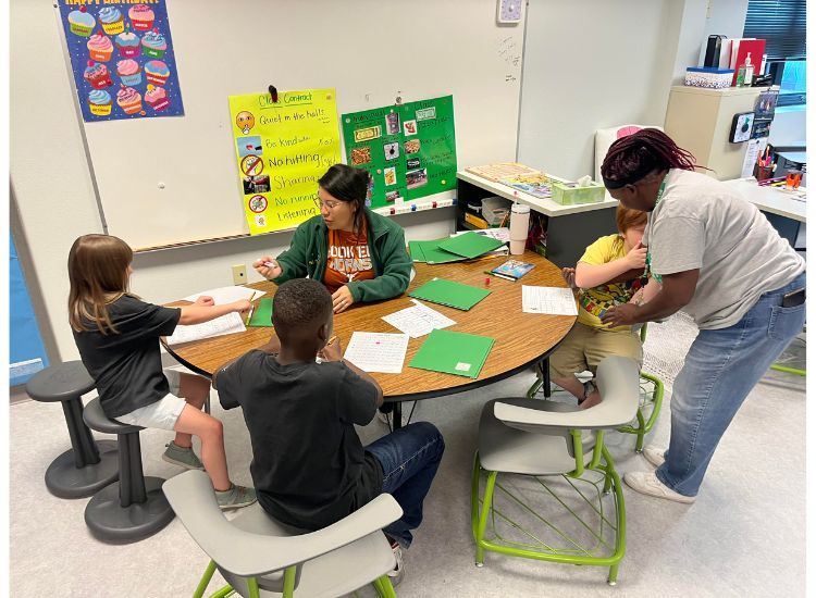  Small groups in Gilmore's classroom